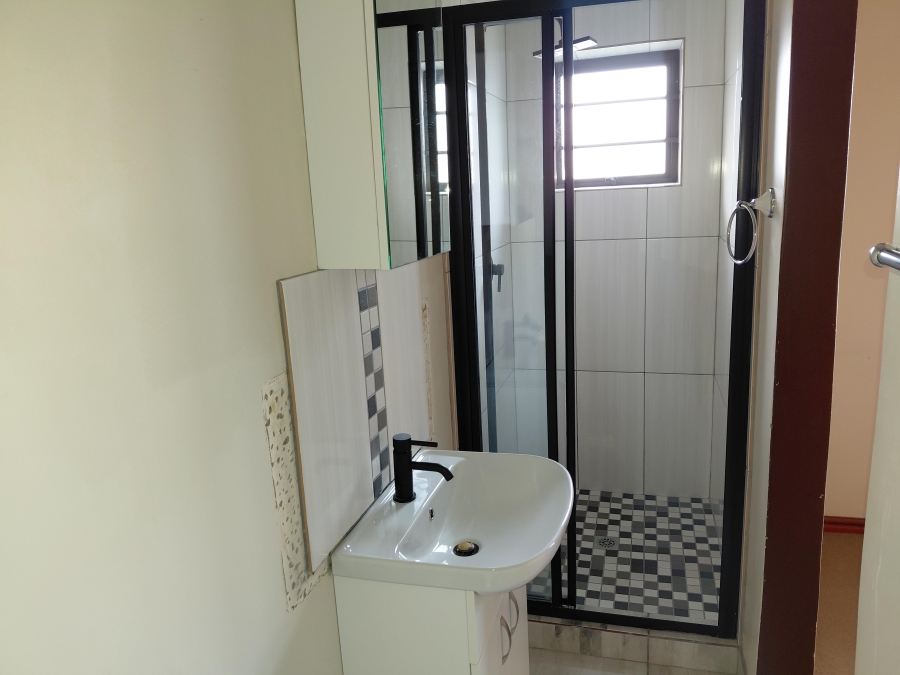 2 Bedroom Property for Sale in Campher Park Eastern Cape